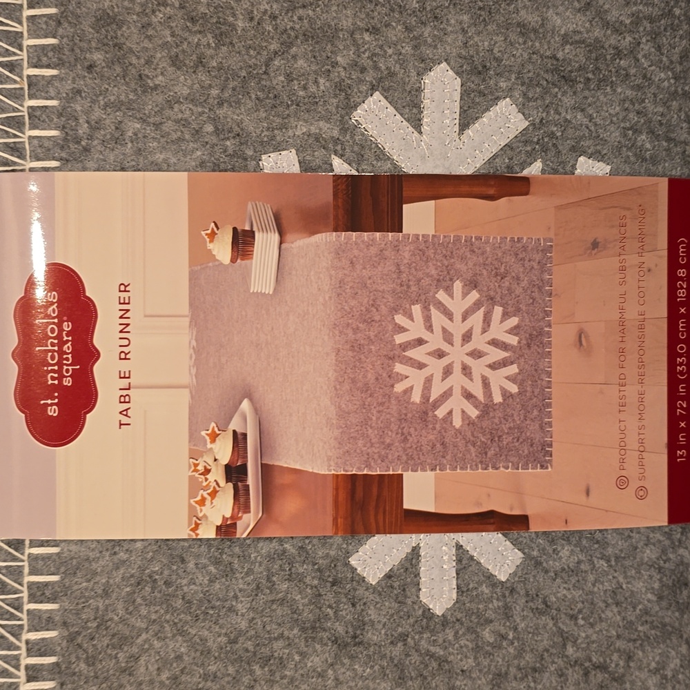 ST. NICHOLAS SQUARE BRAND GRAY CHRISTMAS HOLIDAY WINTER TABLE RUNNER 13"x72"